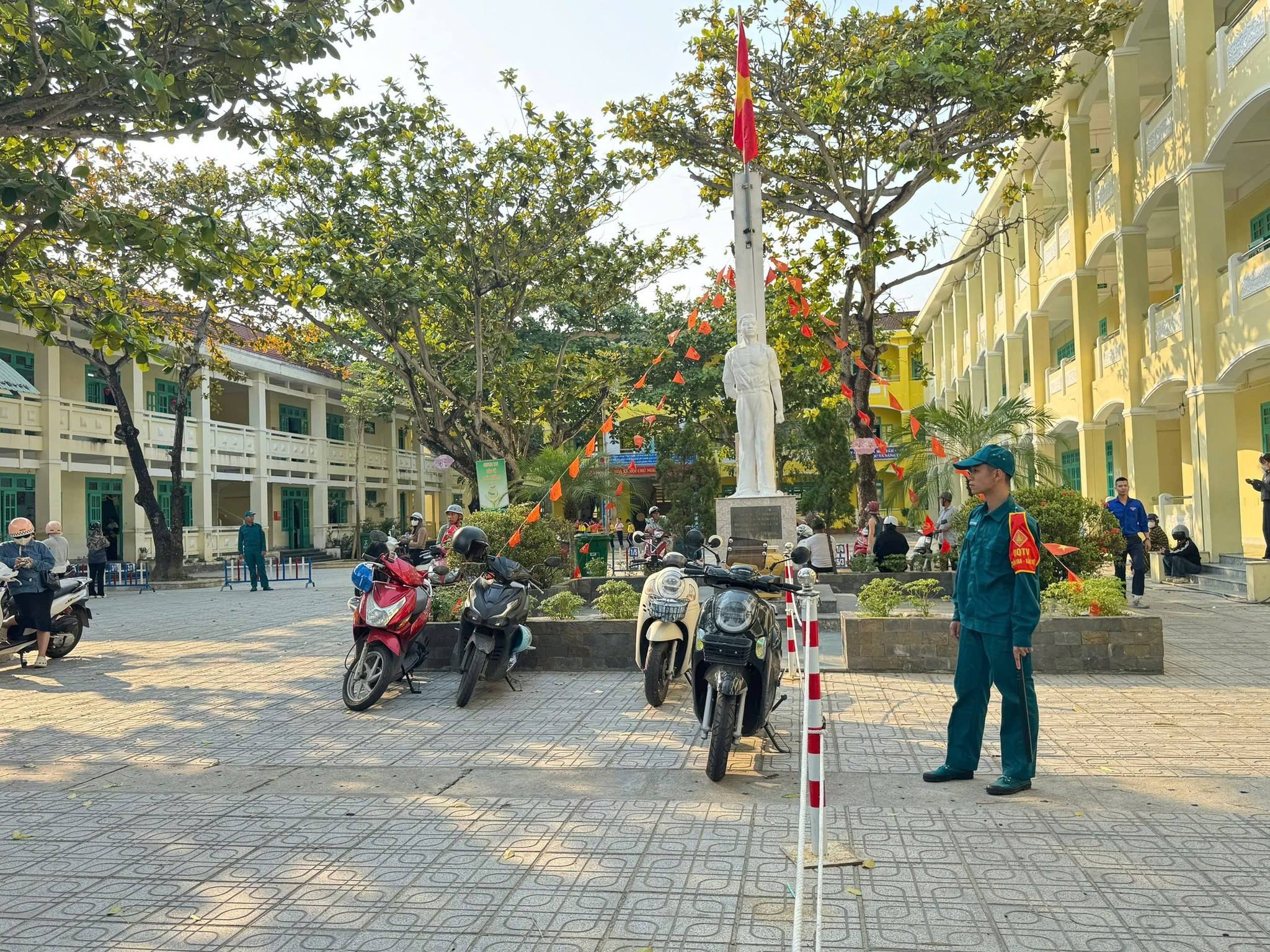 anh tin bai